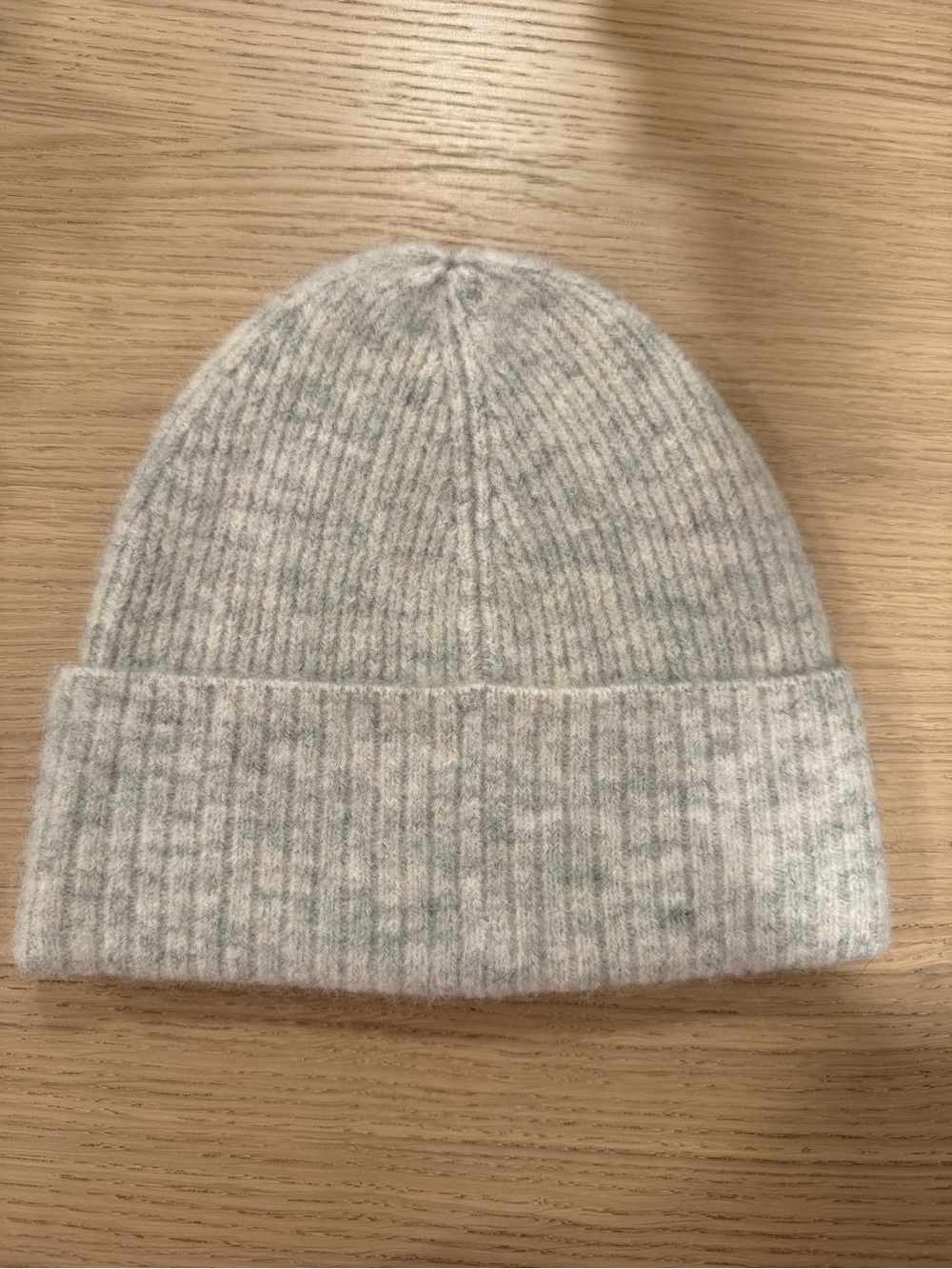 Aritzia Heathered Light Gray Ribbed Beanie